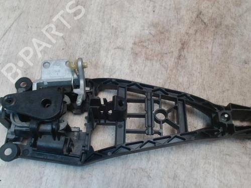 front-left-exterior-door-handle-opel-corsa-d-s07-2006-2007-2008-2009-2010-2011-2012-2013-2014-2015-27634263 main image