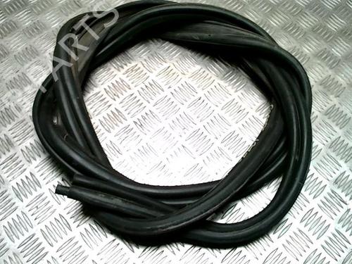 Used Rubber door seal Rubber door seal DACIA DUSTER (HS_) 1.5 dCi (HSAJ) (90 hp) 36088926 36088926