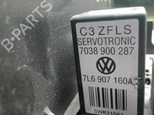 Used Fuse box Fuse box VW TOUAREG (7LA, 7L6, 7L7) 5.0 V10 TDI (313 hp) 31233982 31233982