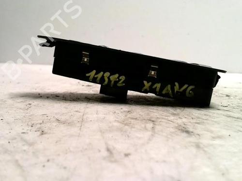 Used Left front window switch BMW X1 (F48) sDrive 18 d (150 hp) 25428193