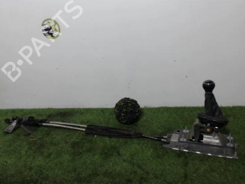 Used Gear lever VW TOURAN (1T1, 1T2) 1.9 TDI (105 hp) 25392835
