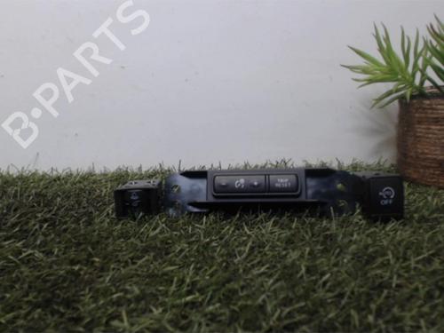Used Switch NISSAN MICRA V (K14) 1.5 DCI (90 hp) 25391077