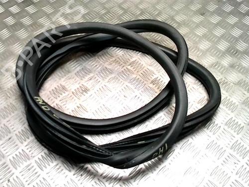 Gummiliste PEUGEOT 208 I (CA_, CC_) 1.6 HDi (92 hp) 31332356