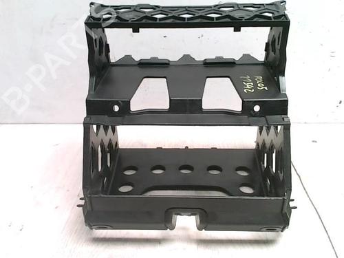 Middle console VW POLO V (6R1, 6C1) 1.6 TDI | BP25423024I22 