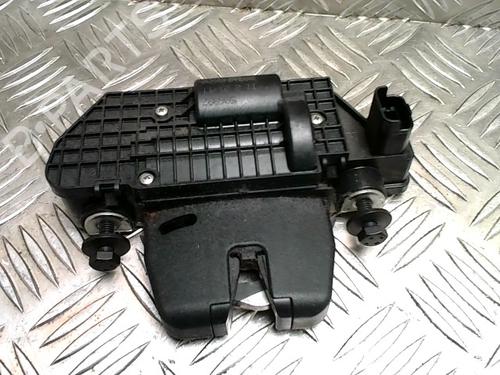 Used Tailgate lock CITROËN C3 II (SC_) 1.4 HDi 70 (SC8HZC, SC8HR0, SC8HP4) (68 hp) 31223326