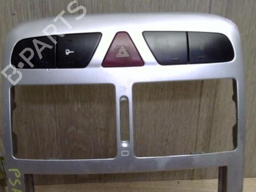 Used Warning switch PEUGEOT 307 (3A/C) 1.6 HDi (90 hp) 25401779