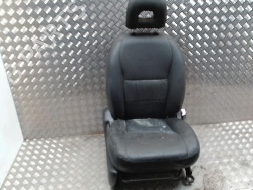 Sæde højre fortil Sæde højre fortil TOYOTA RAV 4 II (_A2_) 2.0 D 4WD (CLA20_, CLA21_, CLA20R, CLA21R) (116 hp) 33851511 33851511