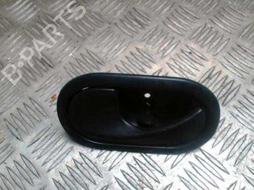 Venstre foran utvendig håndtak RENAULT TWINGO II (CN0_) 1.2 16V (CN0K, CN0V, CN0A) | BP30049697C128 