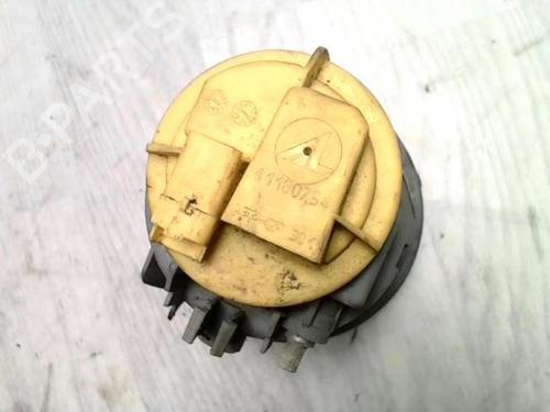 Right front fog light PEUGEOT 1007 (KM_) 1.6 16V | BP25420558C31