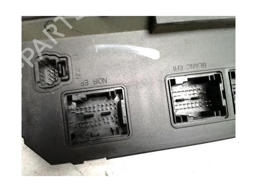 Fuse box PEUGEOT 407 SW (6E_, 6D_) 2.0 HDi 135 | BP25425840E1 
