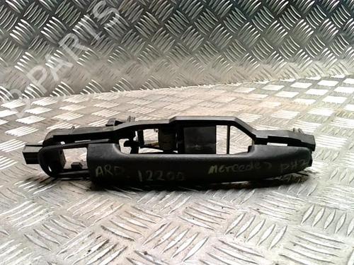 Used Rear right exterior door handle MERCEDES-BENZ M-CLASS (W163) ML 270 CDI (163.113) (163 hp) 31227020