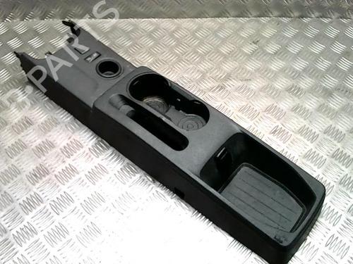 Used Middle console Middle console RENAULT CAPTUR I (J5_, H5_) 0.9 TCe 90 (90 hp) 33735978 33735978