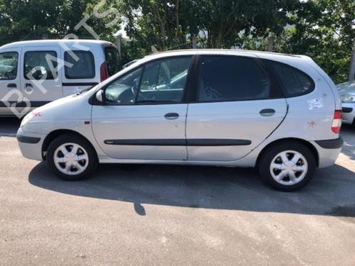 Zekeringkast RENAULT SCÉNIC I MPV (JA0/1_, FA0_) 1.6 (JA00, JA16, JA15, JA19, JA1V, JA2B, JA2C, JA0B,... | BP25401625E1