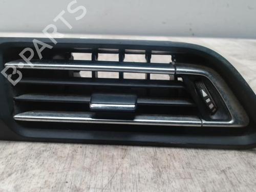 Used Air vent PEUGEOT 308 II (LB_, LP_, LW_, LH_, L3_) 1.6 HDi / BlueHDi 115 (115 hp) 27729109