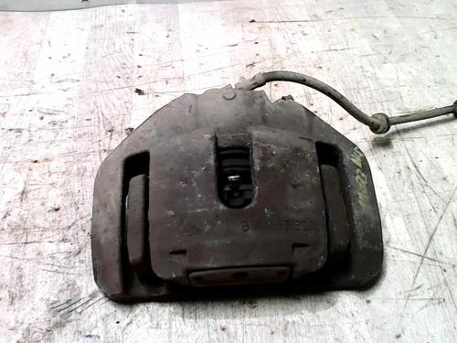 Used Right front brake caliper BMW 5 (E60) 530 xd (235 hp) 25424540
