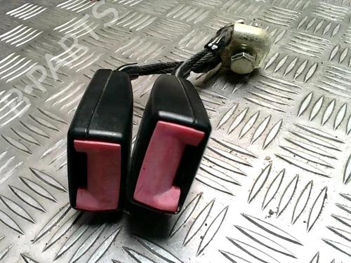 Used Seat buckle VW POLO IV (9N_, 9A_) 1.4 16V (75 hp) 31238963