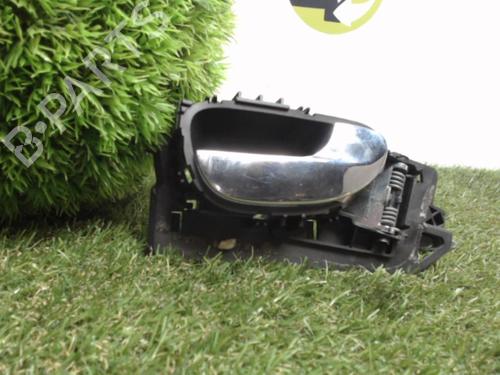 rear-right-interior-door-handle-peugeot-307-break-3e-2002-2003-2004-2005-2006-2007-2008-2009-25415286 main image