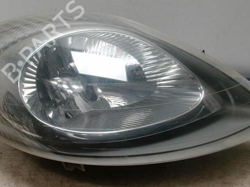 Used Right headlight RENAULT TRAFIC II Bus (JL) 1.9 dCI 100 (JL0C, JL0K) (101 hp) 28011843