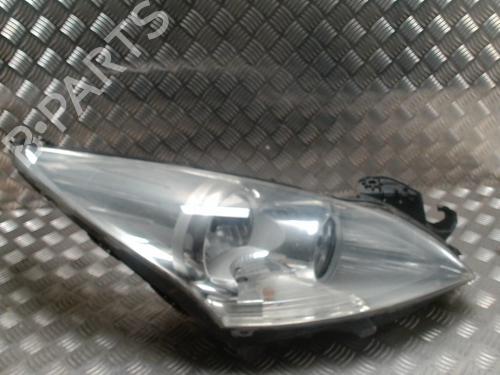 Used Right headlight PEUGEOT 3008 I MPV (0U_) 1.6 HDi (112 hp) 31992240