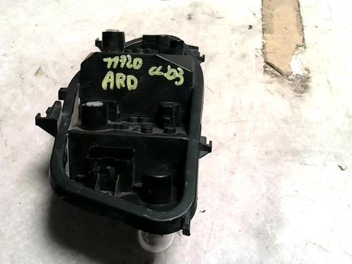 Used Licence plate light RENAULT CLIO III (BR0/1, CR0/1) 1.5 dCi (C/BR0G, C/BR1G) (68 hp) 26681387