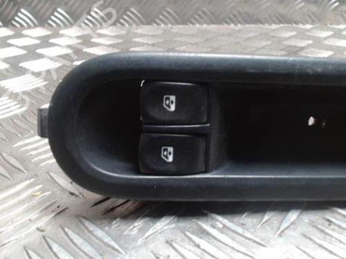 Left front window switch RENAULT TWINGO II (CN0_) 1.2 16V (CN0K, CN0V, CN0A) | BP30049696I27