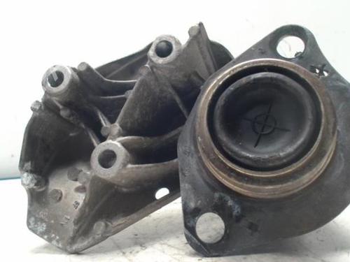 Engine mount RENAULT MEGANE II (BM0/1_, CM0/1_) 1.5 dCi (BM0F, BM0T, BM2B, CM0F, CM0T) | BP28532762M89