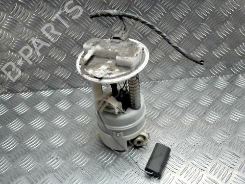 Used Fuel pump NISSAN MICRA III (K12) 1.2 16V (80 hp) 25429542