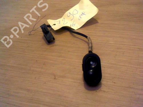 Used Right front window switch OPEL CORSA B (S93) 1.4 i (F08, F68, M68) (60 hp) 25391961