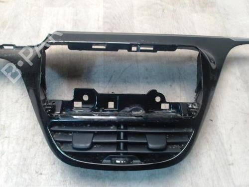 Air vent PEUGEOT 208 I (CA_, CC_) 1.2 VTi 68 / PureTech 68 | BP27650777I21
