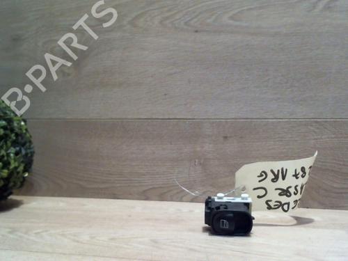 switch-mercedes-benz-c-class-w203-2000-2001-2002-2003-2004-2005-2006-2007-25414187 main image