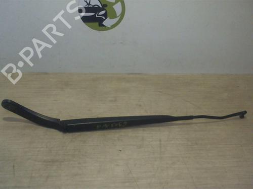 Used Front windshield wiper arm RENAULT SCÉNIC II (JM0/1_) 1.9 dCi (JM0G, JM12, JM1G, JM2C) (120 hp) 25389872