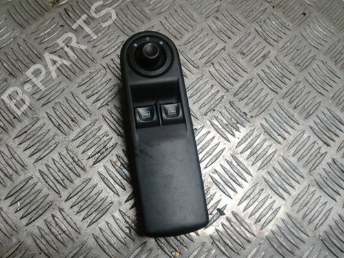 Used Left front window switch RENAULT CLIO IV (BH_) 1.2 16V (73 hp) 32010576