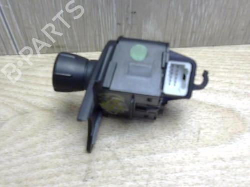switch-renault-scenic-ii-jm01_-2003-2004-2005-2006-2007-2008-2009-2010-25401501 main image