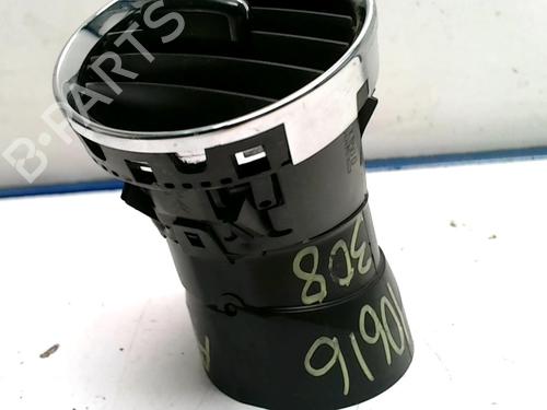 Used Air vent PEUGEOT 308 I (4A_, 4C_) 1.6 HDi (112 hp) 31228817