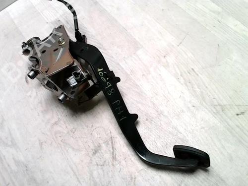 Used Break pedal TOYOTA COROLLA Verso (ZER_, ZZE12_, R1_) 2.0 D-4D (CUR10_, CUR10R) (116 hp) 25422047