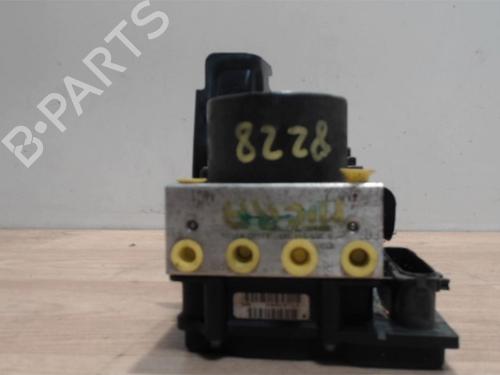 Used ABS pump NISSAN MICRA III (K12) 1.2 16V (65 hp) 25386759