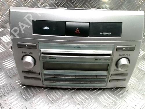 Used Radio TOYOTA COROLLA Verso (ZER_, ZZE12_, R1_) 2.2 D-4D (AUR10_, AUR10R) (136 hp) 25617812