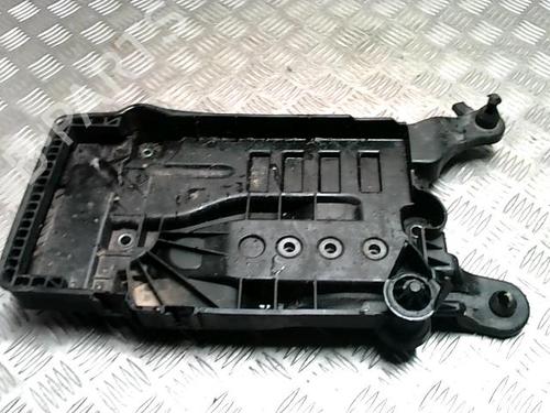 Used Support VW POLO VI (AW1, BZ1, AE1) 1.0 MPi (80 hp) 31239099