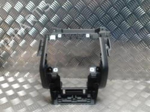 Used Middle console RENAULT CLIO V (B7_) 1.5 Blue dCi 85 (B7AG) (86 hp) 30502248