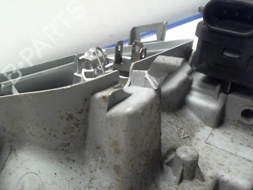 Used Right headlight Right headlight RENAULT TWINGO I (C06_) 1.2 (C066, C068) (58 hp) 25421577 25421577