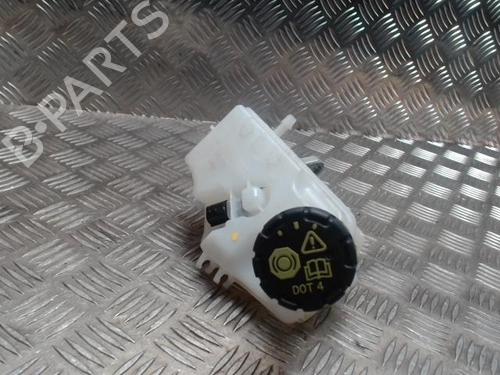 Used Brake master cylinder DACIA SANDERO III 1.0 TCe 100 ECO-G (101 hp) 30533838