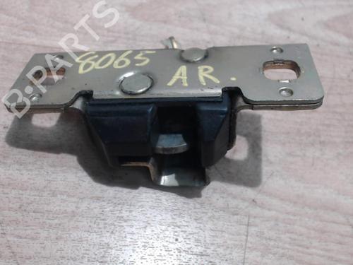 Used Tailgate lock OPEL CALIBRA A (C89) 2.0 i (M07) (115 hp) 25411787
