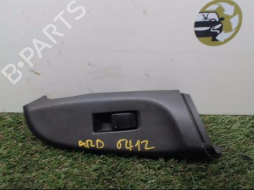 Used Right rear window switch NISSAN ALMERA II (N16) 2.2 Di (110 hp) 25415441