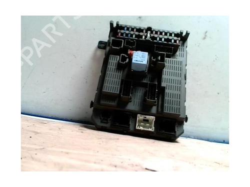 Fuse box CITROËN C5 I (DC_) 2.0 HDi (DCRHZB, DCRHZE) | BP25427755E1 