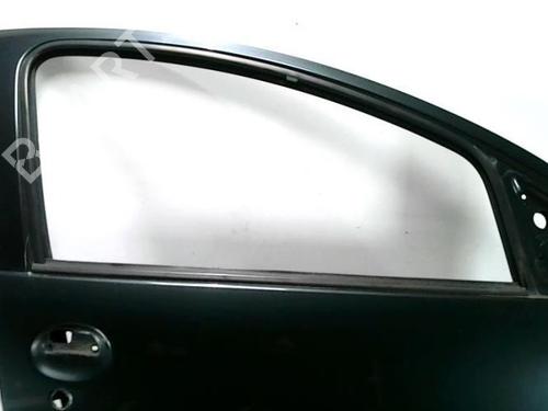Right front door PEUGEOT 107 (PM_, PN_) 1.0 | BP28057957C3