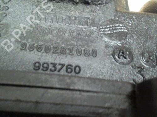 Valve cover CITROËN C4 Picasso I MPV (UD_) 1.6 HDi | BP31224119M124