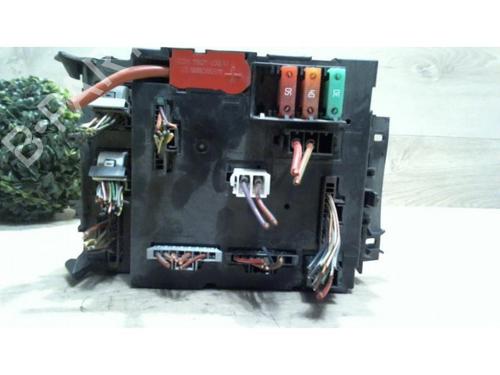 Fuse box SMART FORTWO Coupe (451) 0.8 CDi (451.301) | BP25383863E1 