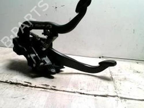 Used Pedal BMW 2 Active Tourer (F45) 216 d (116 hp) 25426607