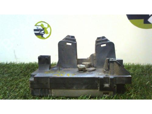 Used Front right lock RENAULT TRAFIC II Van (FL) 1.9 dCi 80 (FL0B) (82 hp) 25396190