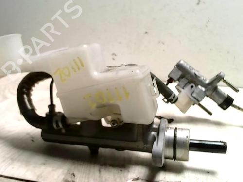 Used Brake master cylinder TOYOTA COROLLA Verso (_E12_) 1.6 VVT-i (ZZE121_, ZZE121R) (110 hp) 25425790